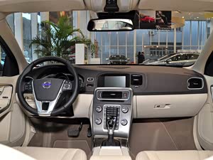 �ֶ���S60L 2014�� 2.0T T5 ��Ԧ��