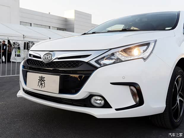 比亚迪比亚迪秦2014款 1.5T 旗舰型