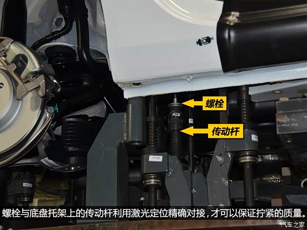 奥迪一汽-大众奥迪奥迪A4L2013款 40 TFSI quattro个性运动型 奥迪一汽-大众奥迪奥迪A4L2013款 40 TFSI quattro个性运动型