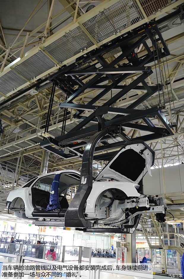 奥迪一汽-大众奥迪奥迪A4L2013款 40 TFSI quattro个性运动型