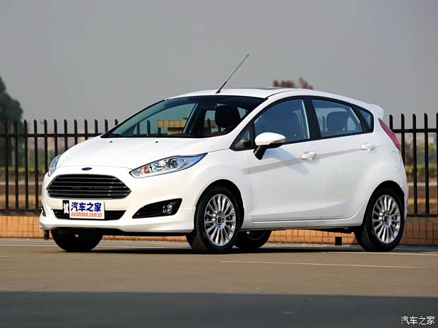 长安福特 嘉年华 2014款 两厢 1.0 GTDi 自动劲动型