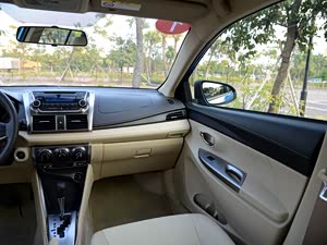 YARiS L ���� 2014�� 1.5GS �Զ��񶯰�