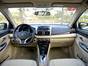 YARiS L 2014 1.5GS Զ񶯰