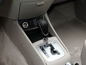 悦翔V5 2012款 1.5L 自动梦幻型