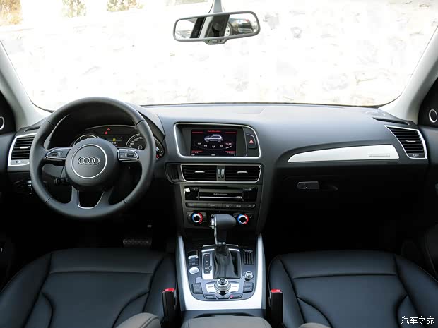 奧迪奧迪(進(jìn)口)奧迪Q5(進(jìn)口)2013款 45 TFSI 基本型