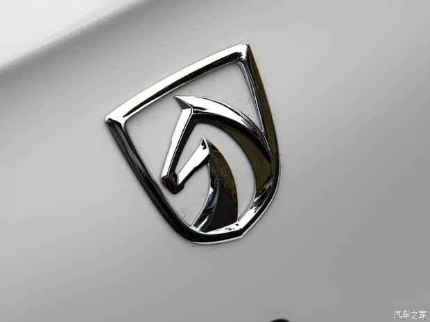 寶駿上汽通用五菱寶駿6302013款 1.5L 自動精英型