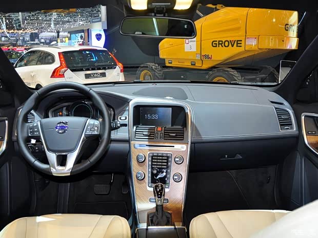 沃尔沃沃尔沃(进口)沃尔沃XC602014款 基本型 沃尔沃沃尔沃(进口)沃尔沃XC602014款 基本型