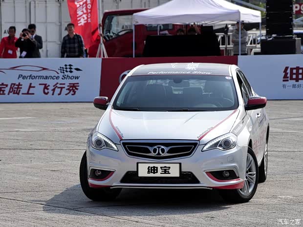 绅宝北京汽车绅宝2013款 2.3T 豪华版