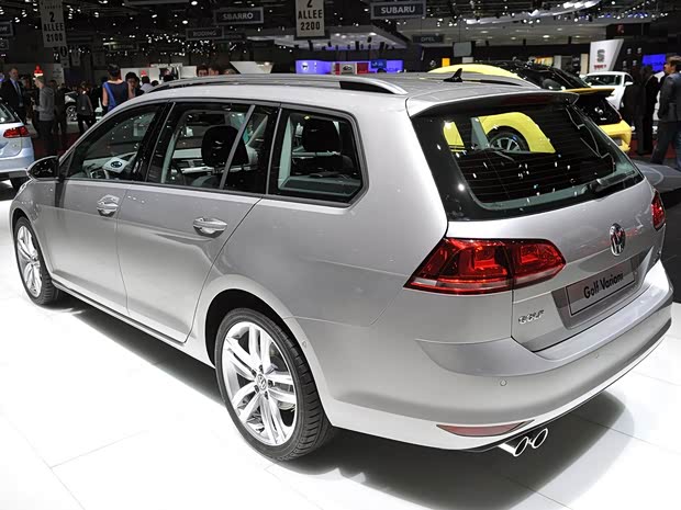 大众大众(进口)高尔夫(进口)2013款 柴油旅行版 大众大众(进口)高尔夫(进口)2013款 柴油旅行版