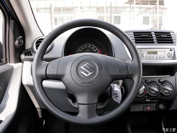 铃木长安铃木奥拓2013款 1.0L 手动舒适型