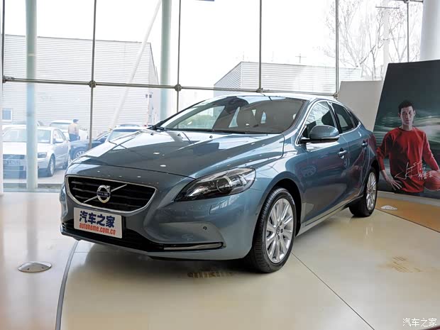 沃尔沃沃尔沃(进口)沃尔沃V402013款 2.0T T4 智雅版