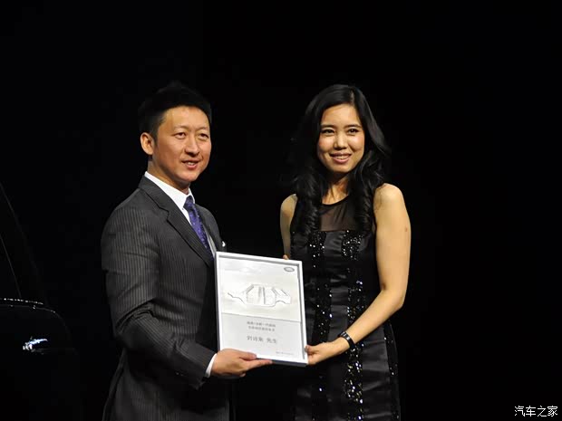 路虎路虎揽胜2013款 5.0 V8 AB 尊崇创世版