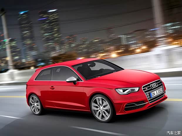 奥迪奥迪(进口)奥迪S32014款 S3 2.0T Sportback 奥迪奥迪(进口)奥迪S32014款 S3 2.0T Sportback