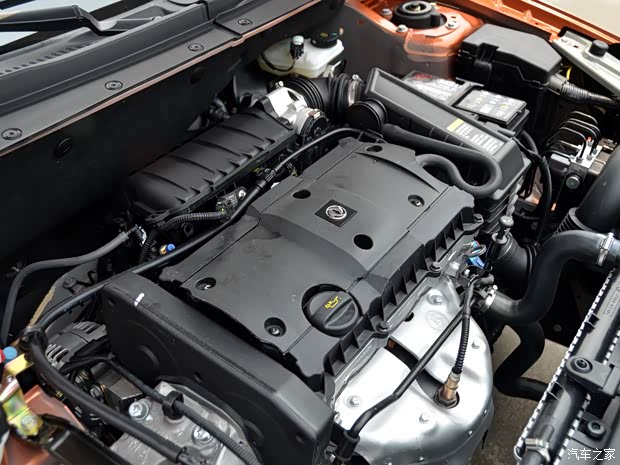 東風(fēng)風(fēng)神東風(fēng)乘用車風(fēng)神H302013款 Cross 1.6L 手動(dòng)尊尚型 東風(fēng)風(fēng)神東風(fēng)乘用車風(fēng)神H302013款 Cross 1.6L 手動(dòng)尊尚型
