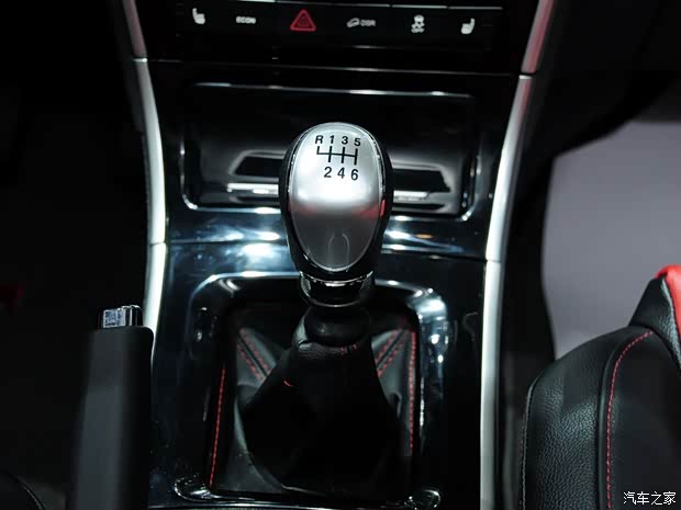 哈弗长城汽车哈弗H22013款 基本型