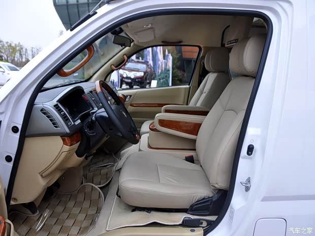 福田福田汽車蒙派克S2013款 2.8T基本型 福田福田汽車蒙派克S2013款 2.8T基本型