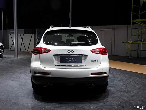 英菲尼迪英菲尼迪英菲尼迪QX502013款 2.5L 四驱尊雅版 英菲尼迪英菲尼迪英菲尼迪QX502013款 2.5L 四驱尊雅版