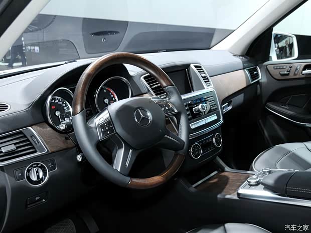 奔驰奔驰(进口)奔驰GL级2013款 GL500 4MATIC 奔驰奔驰(进口)奔驰GL级2013款 GL500 4MATIC