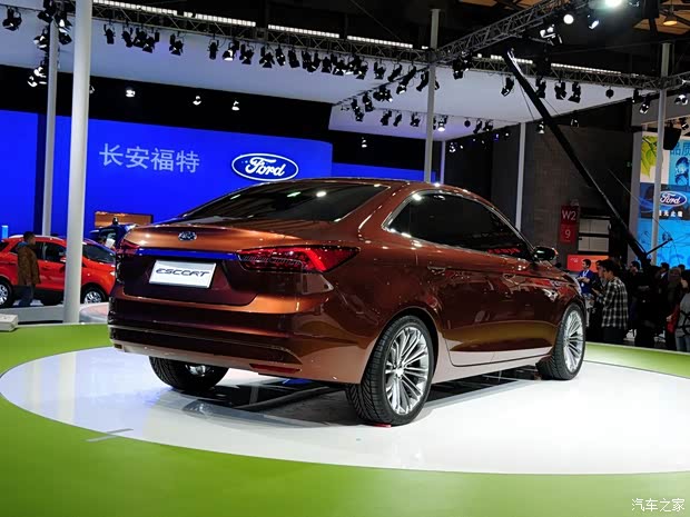 福特福特(進(jìn)口)Escort2013款 Concept 福特福特(進(jìn)口)Escort2013款 Concept
