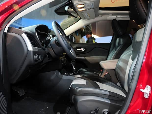 JeepJeep自由光2014款 基本型