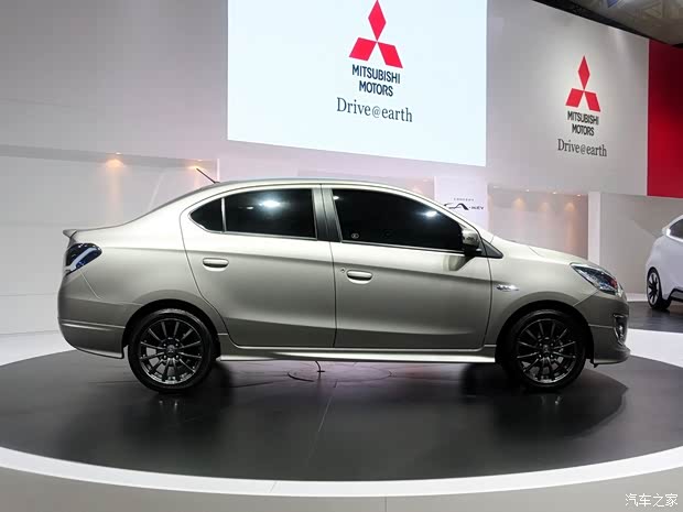 三菱三菱(进口)三菱G42013款 基本型 三菱三菱(进口)三菱G42013款 基本型