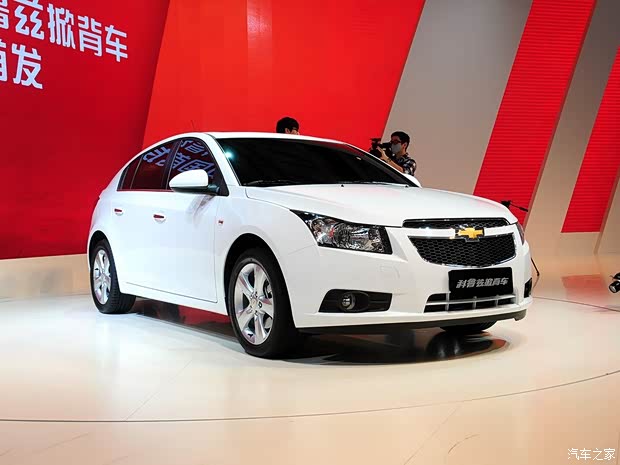 雪佛兰通用雪佛兰科鲁兹2013款 掀背版基本型 雪佛兰通用雪佛兰科鲁兹2013款 掀背版基本型