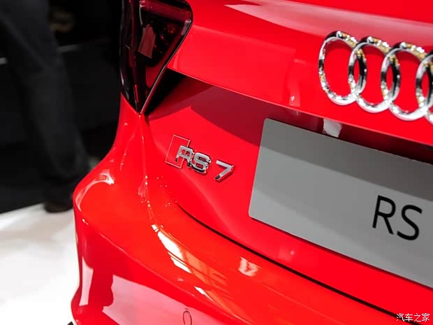 奥迪奥迪RS奥迪RS 72014款 RS 7 Sportback 奥迪奥迪RS奥迪RS 72014款 RS 7 Sportback