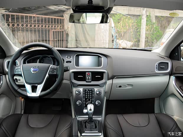 沃尔沃沃尔沃(进口)沃尔沃V402013款 2.0T T5 智尊版