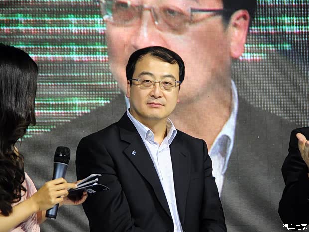 沃尔沃沃尔沃(进口)沃尔沃V402013款 2.0T T5 智尊版