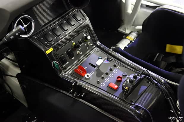 奔驰奔驰AMG奔驰SLS级AMG2013款 SLS AMG 45周年中国限量版