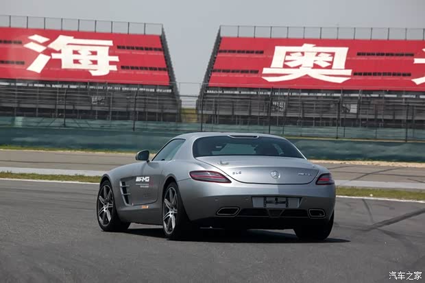 奔驰奔驰AMG奔驰SLS级AMG2013款 SLS AMG 45周年中国限量版
