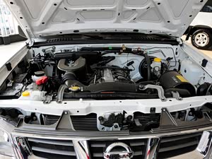 �ղ�D22 2013�� 2.4L����������׼��