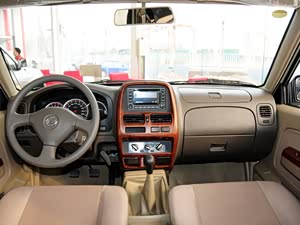 �ղ�D22 2013�� 2.4L����������׼��