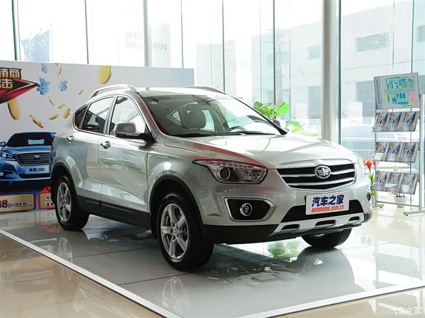 奔騰一汽奔騰奔騰X802013款 2.0L 自動(dòng)舒適型