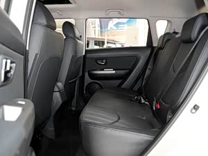 ��� 2013�� 1.6L AT GL