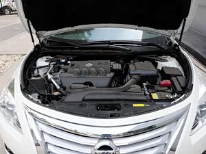 ���� 2013�� 2.0L XL-NAVI�����