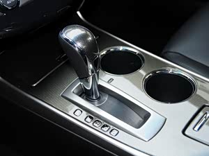 ���� 2013�� 2.5L XL-NAVI������