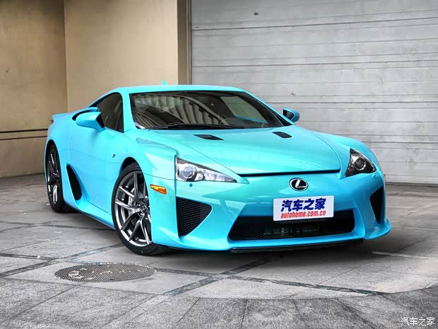 雷克萨斯F 雷克萨斯LFA 2012款 4.8L 标准型 雷克萨斯F 雷克萨斯LFA 2012款 4.8L 标准型