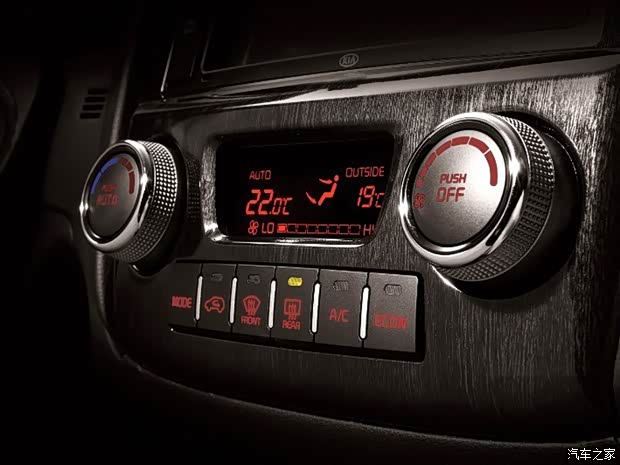 起亚东风悦达起亚狮跑2013款 2.0L 自动两驱版Premium