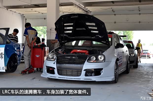 大眾一汽-大眾速騰2009款 1.8TSI 手動冠軍版 大眾一汽-大眾速騰2009款 1.8TSI 手動冠軍版