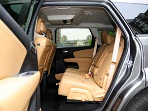 酷威2013款 3.6L 四驱旗舰版