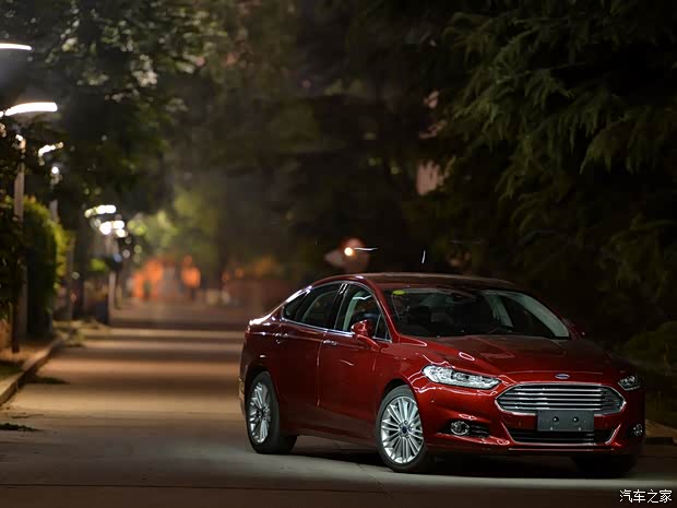 福特长安福特蒙迪欧2013款 2.0L GTDi240旗舰型