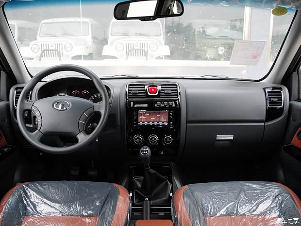 長城長城汽車風(fēng)駿52013款 2.4L歐洲版 四驅(qū)領(lǐng)航型小雙排