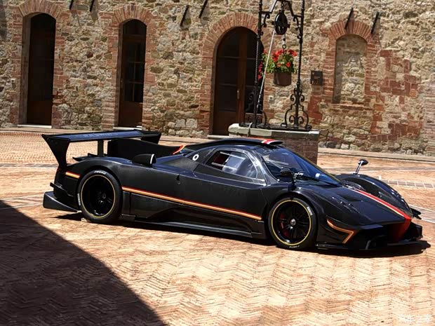 帕加尼帕加尼Zonda2013款 Zonda Revolucion