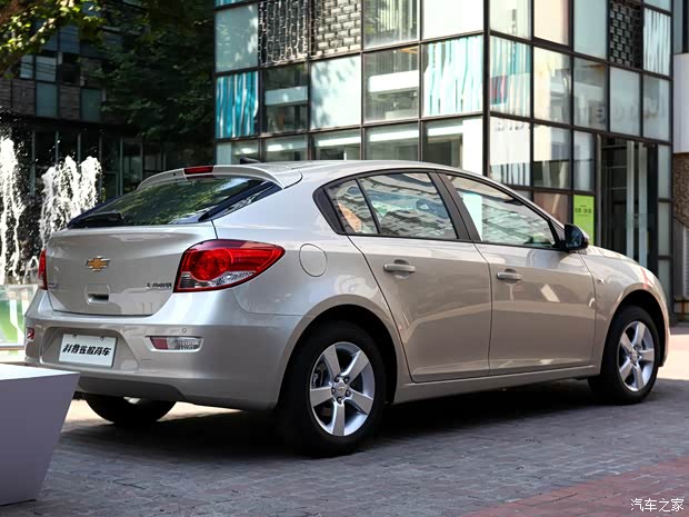 雪佛兰通用雪佛兰科鲁兹2013款 掀背 1.6L 基本型