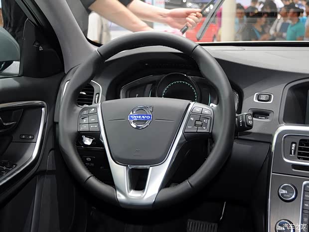 沃爾沃沃爾沃(進口)沃爾沃V602014款 基本型