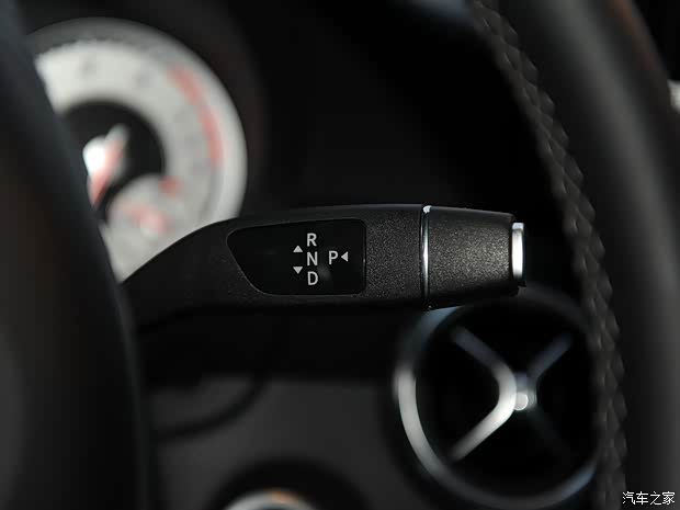 奔馳(進(jìn)口) 奔馳A級(jí) 2013款 A200 都市型