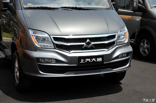 上汽大通上汽商用車上汽大通V802012款 2.5L定制版