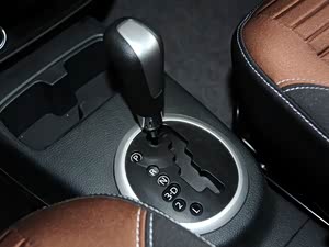 ���� SX4 2013�� ���� 1.6L �Զ��鶯��