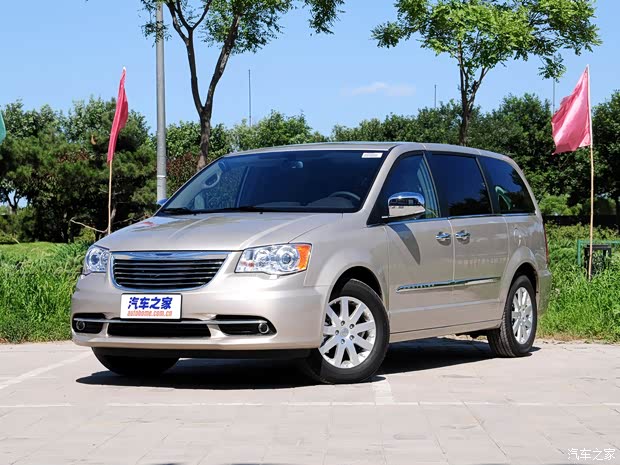 克莱斯勒(进口) 大捷龙(进口) 2013款 3.6L Lancia版 克莱斯勒(进口) 大捷龙(进口) 2013款 3.6L Lancia版